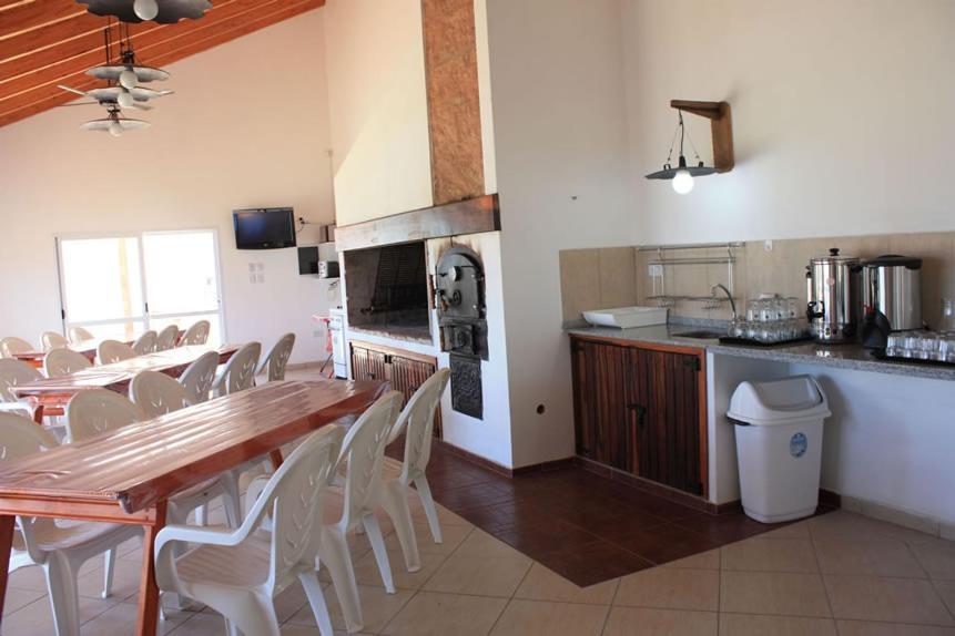 Complejo Arami Apart Colón Exterior foto